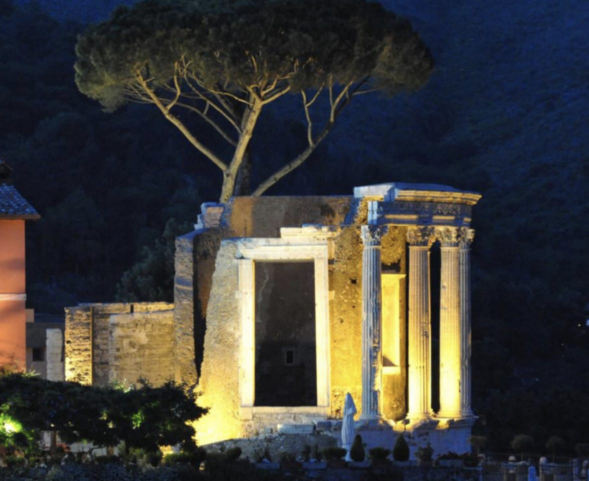 Il Tempio di notte